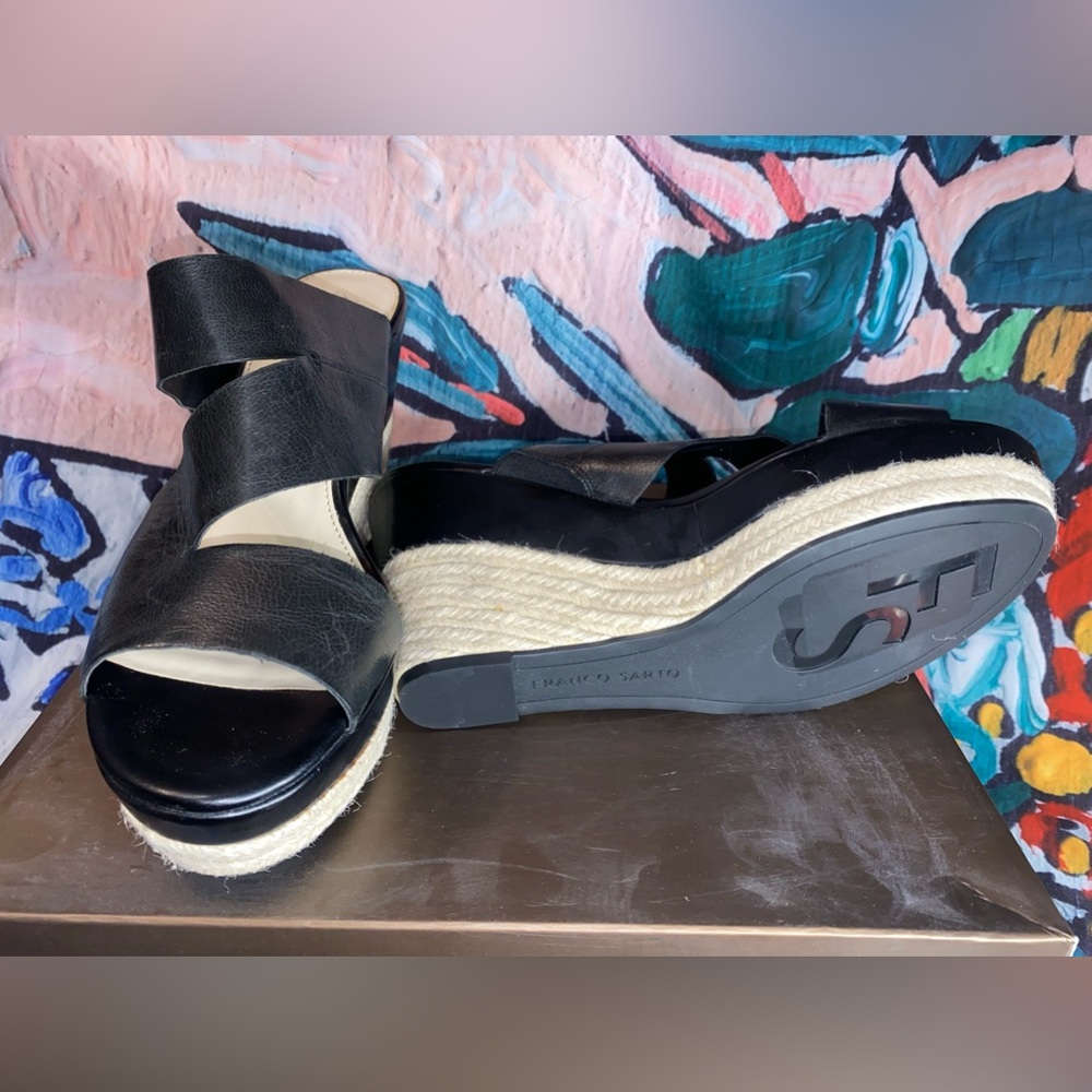 Franco Sarto Black Leather platform Sandals